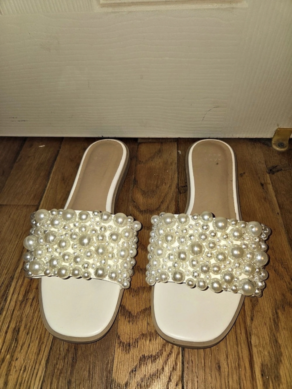 A New Day Jasmine Pearl Slide Sandals White & Gold